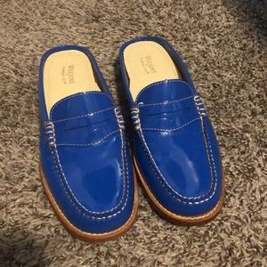 6.5 m weejuns royal blue in color